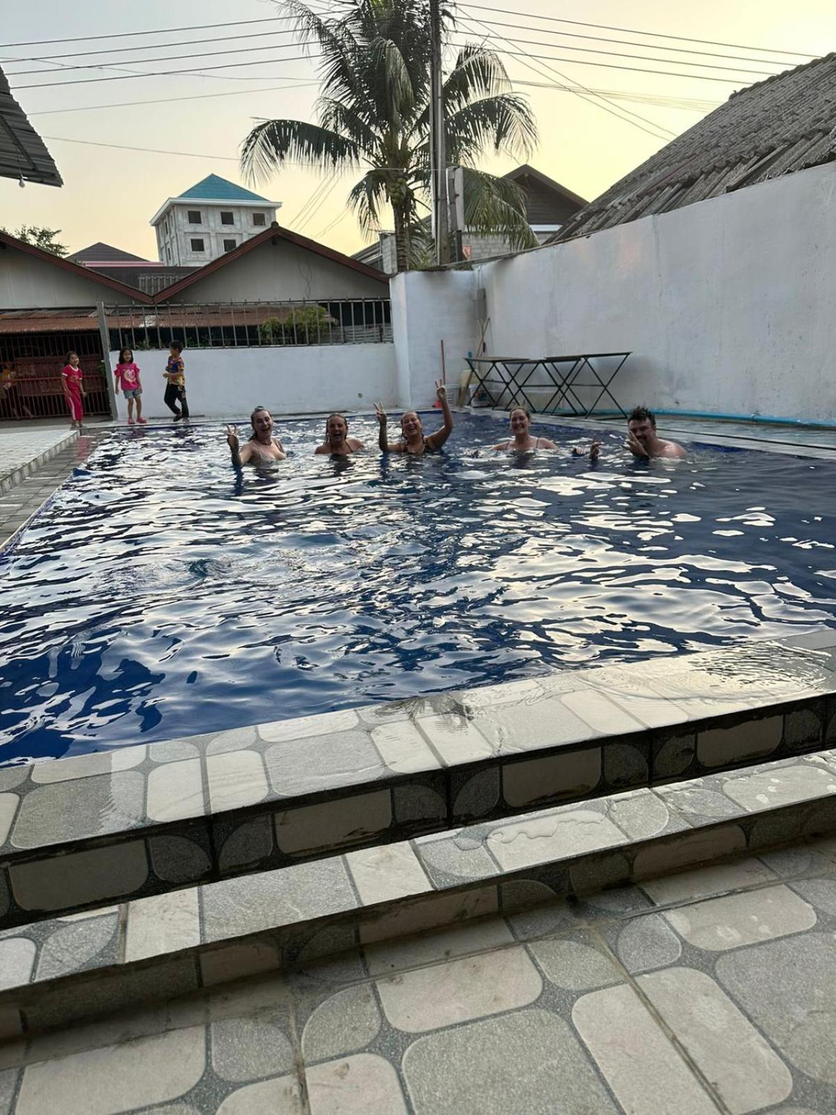 Vang Vieng Global Hostel Εξωτερικό φωτογραφία