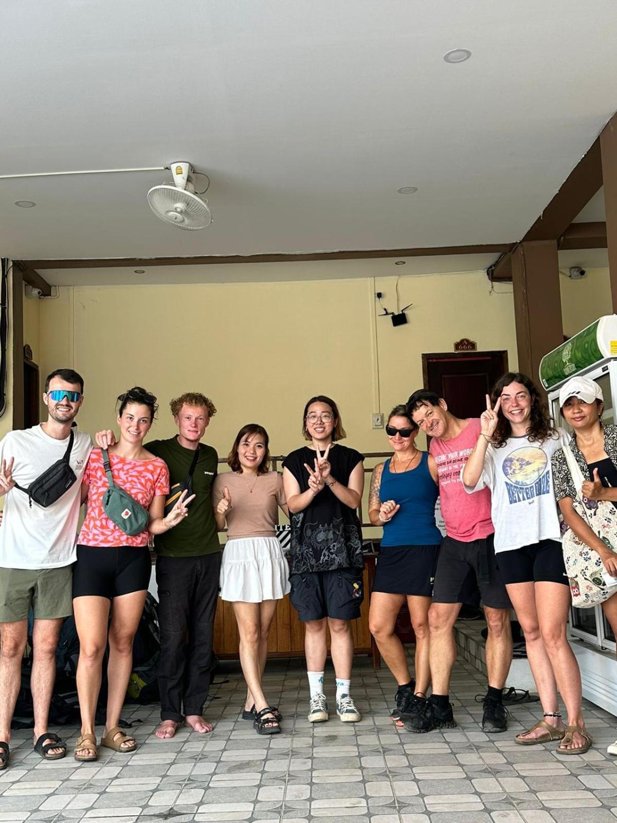 Vang Vieng Global Hostel Εξωτερικό φωτογραφία