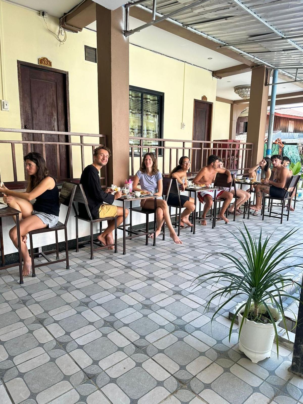 Vang Vieng Global Hostel Εξωτερικό φωτογραφία